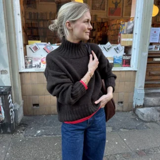 Hannah Sweater O-neck